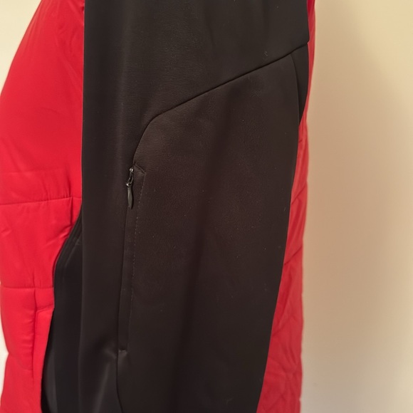 North end coat - Picture 4 of 9